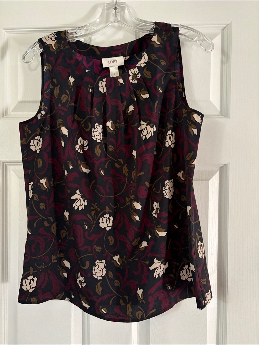 LOFT Size S Floral Sleeveless Blouse in Black and Burgundy